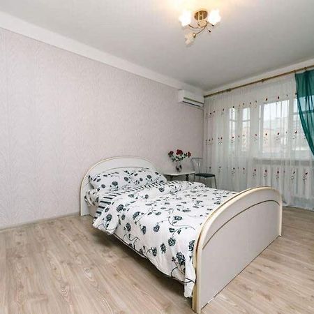 Comfortable One Bad Near Guliver Kiev Exteriör bild